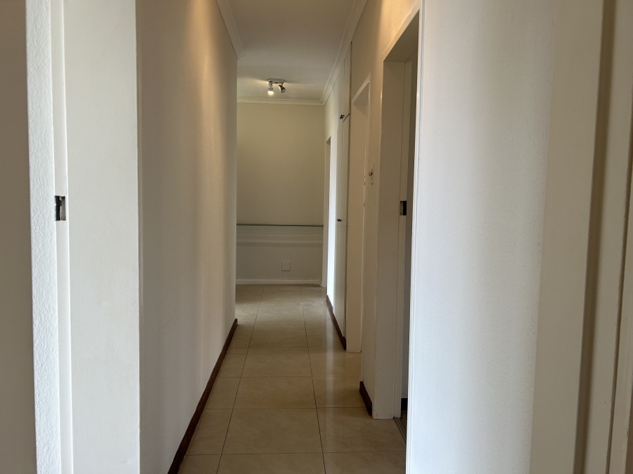 To Let 2 Bedroom Property for Rent in Camps Bay Western Cape